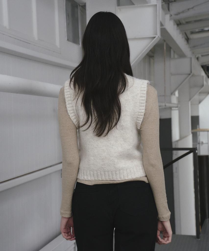 The Green Lab Cat Jacquard Vest [Oatmeal]