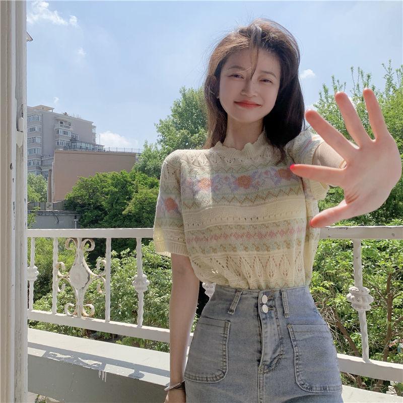 Hollow Out Short Sleeved Knitted Shirt for Women In Summer Slim Design Niche French Gentle Sweet and Spicy Style Top