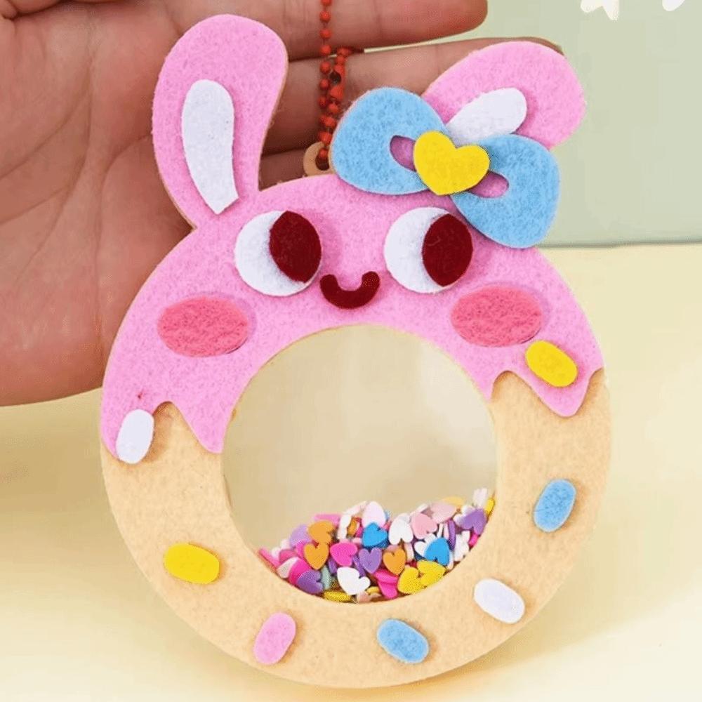 

Cartoon Non Woven Craft Kit Easy to Paste Handmade Craft Kits Cute DIY Shaker Pendant Kid Gifts Donut