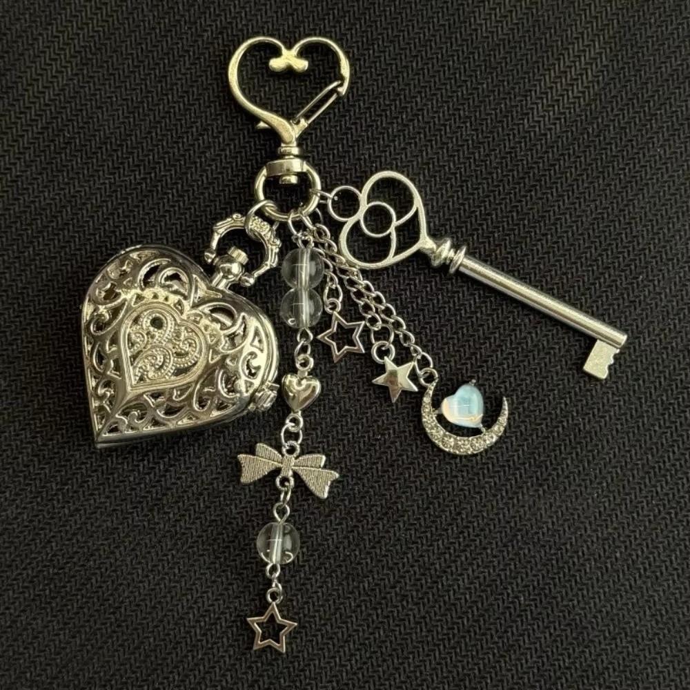 Portachiavi Design Cuore Vuoto Orologio da Tasca Stile alla Moda Aspetto Vintage Steampunk Orologio Cuore Vuoto Regalo per Coppia Ciondolo Gioielli