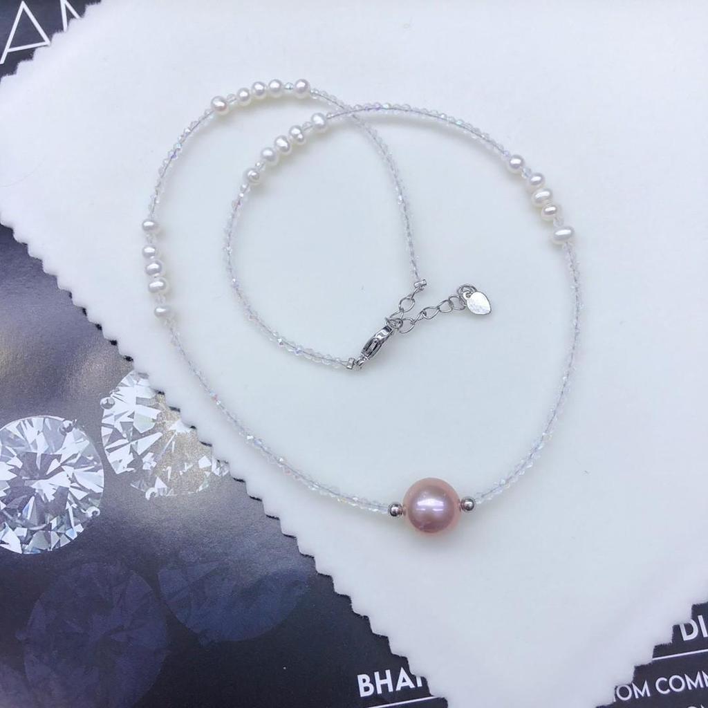 Baroque Pearl & Spinel Clavicle Necklace: Light Luxury Fashion for Trendsetters