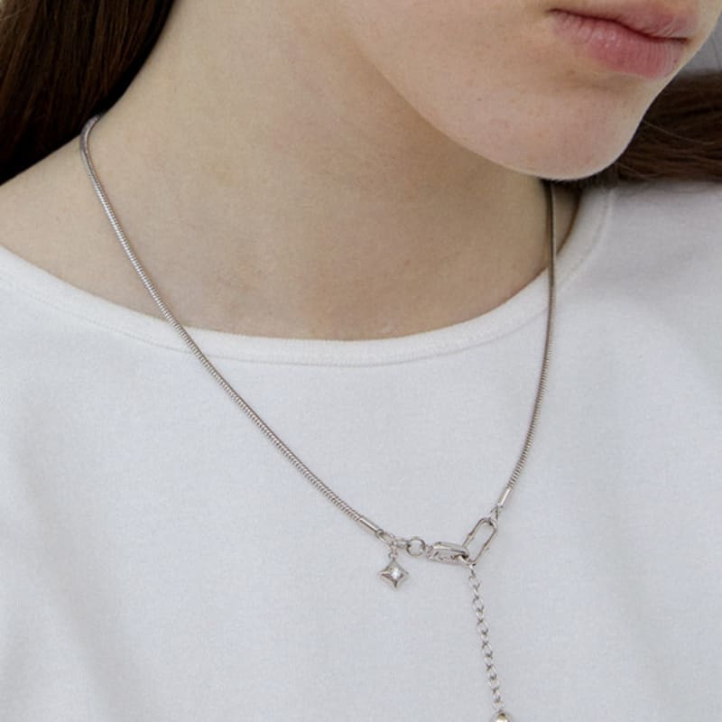 by hyeres Falling star chain necklace (Silver) BH7N56760WB450