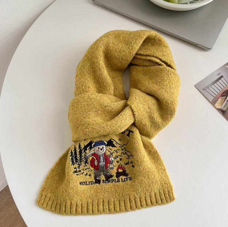 New autumn and winter embroidery bear men and women versatile solid color students cute winter warm knitted scarf