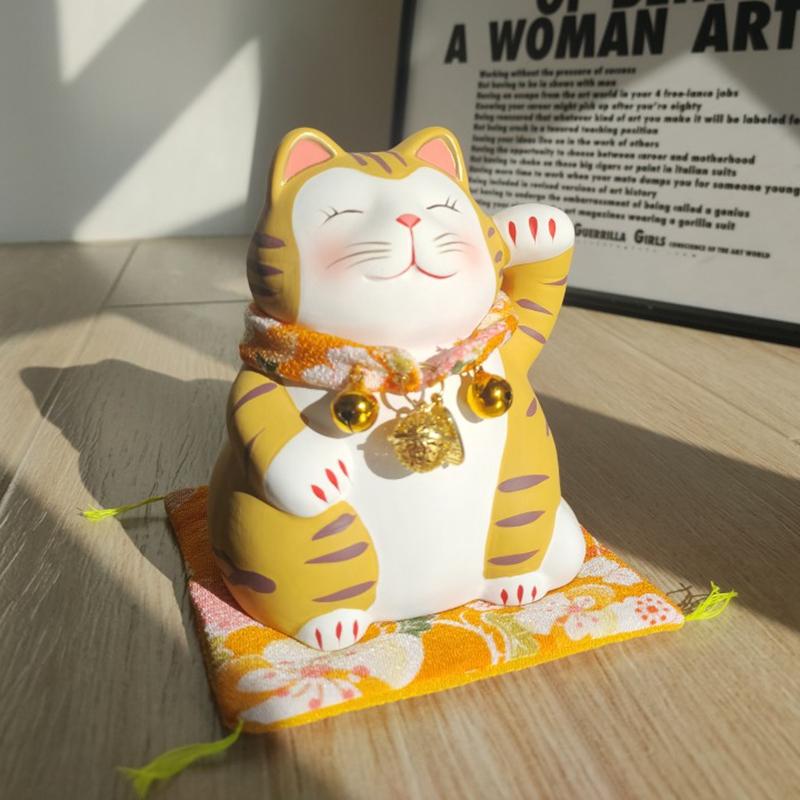 5.3 Inch Hand-painting Ceramic Lucky Cat Cartoon Fortune Kitten Home Decoration Figurine Maneki Neko Fengshui Ornament