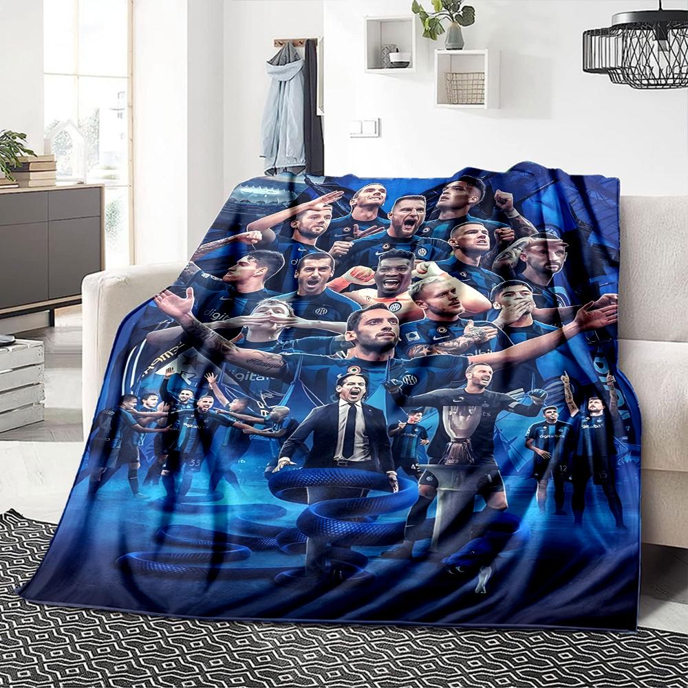 Inter Milan Fan Artwork Blankets Flannel Printed Breathable Warm Throw Blanket for Home Office Bedspreads 0708a100