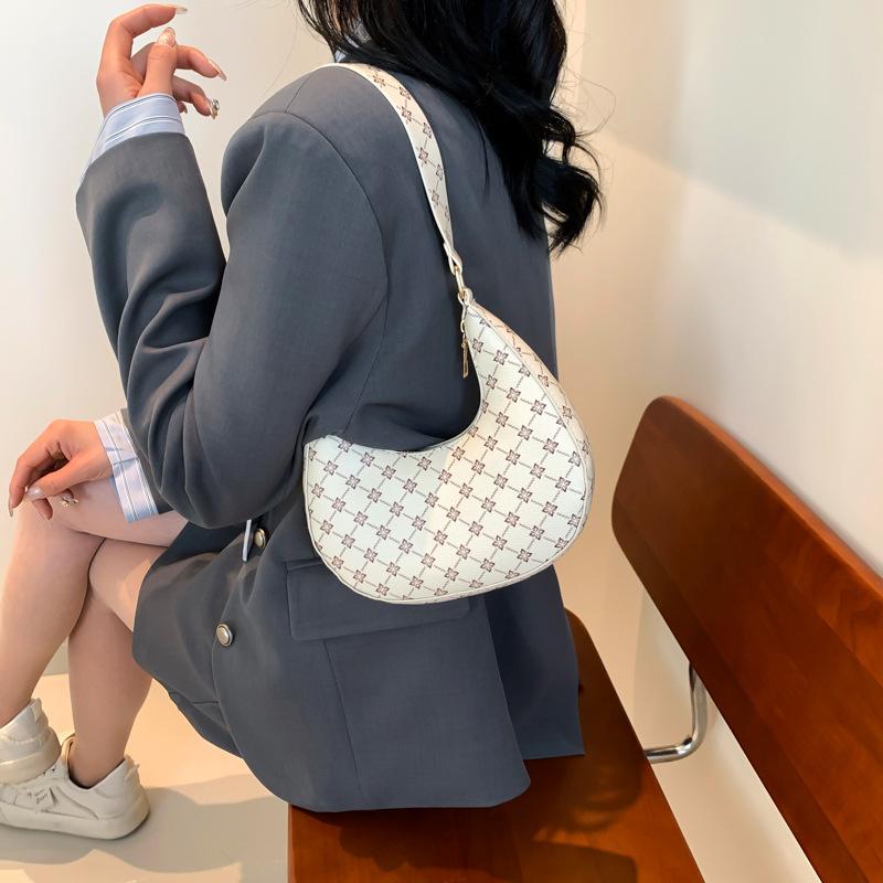 Retro Bag Women's 2025 Spring Fashion Simple Shoulder Bag Casual Crescent Bag Handbag