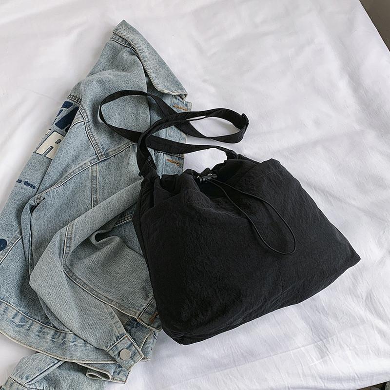 

Trendy 2024 New Fashionable Casual Women s Bucket Bag Large Capacity Stylish Crossbody Black