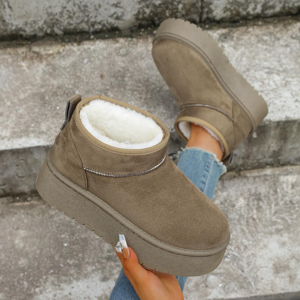 Fashion 2025 New Women Snow Boots Casual Slip-on Wool Warm Indoor Brand Elegant Winter Cashmere Warm Boots Fashion Flat Plus Size Shoes