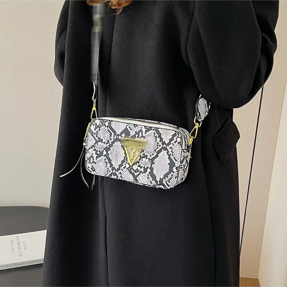 Geantă cu clapetă la modă populară Geantă de umăr/mesager de damă nouă versatilă de înaltă calitate