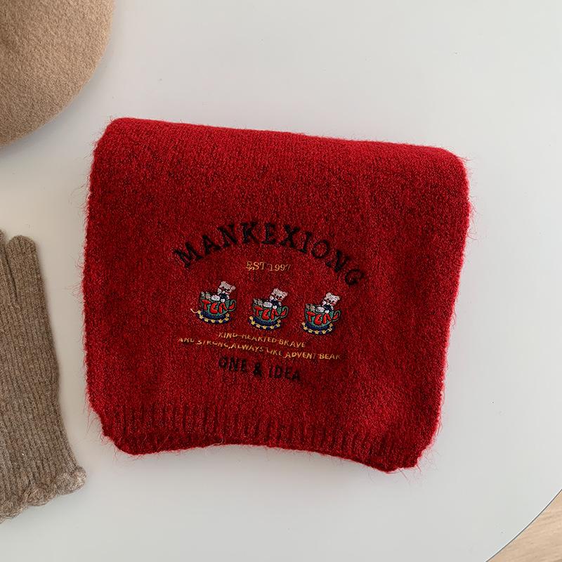 Women's Winter New High-end Warm and Thickened Scarf with Wool Embroidered Bear Knitted Wool Scarf
