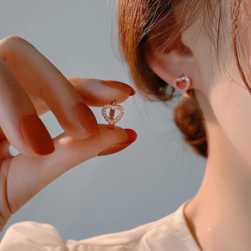 925 Silver Heart Hoop Earrings Temperament Simple Inlaid Zircon for Women Wedding Jewelry Accessories