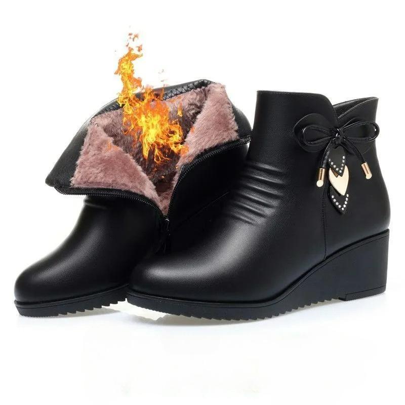 Mother's Cotton Shoes, Thickened Real Soft Leather Short Boots, Soft-soled Women's Non-slip Plus Velvet Flat-bottomed Warm Middle-aged Leather Shoes