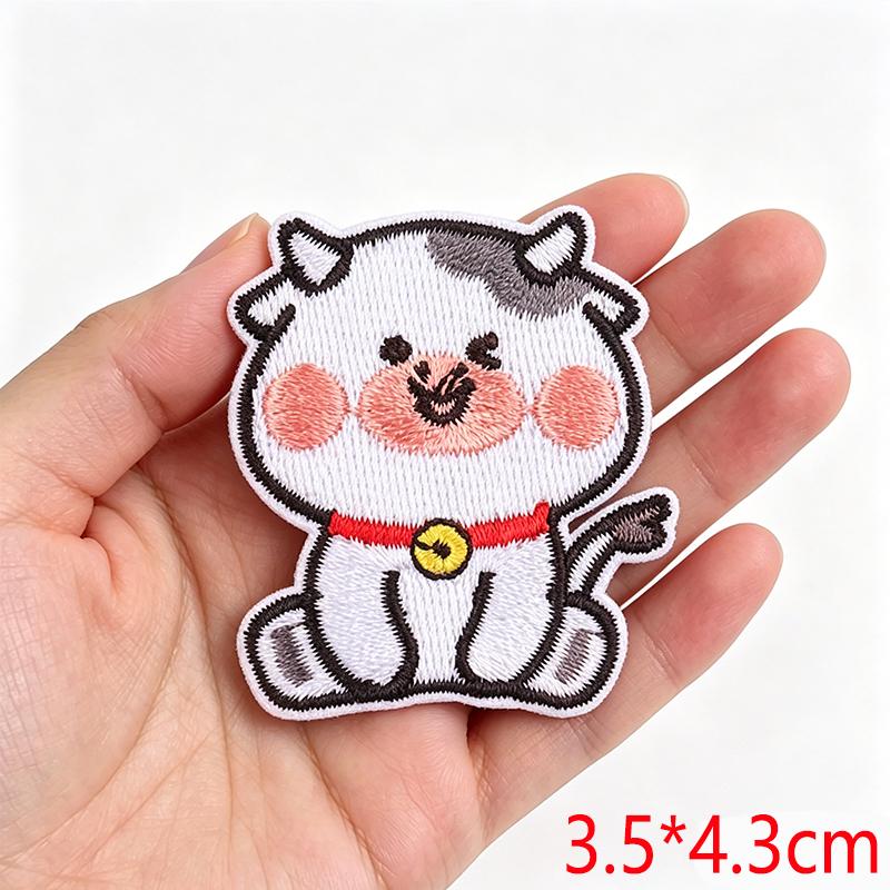 Cartoon Cute Small Animal Embroidered Iron On Patch DIY for Hats Jeans Backpack Clothing Sew Sticker Decoration Cap