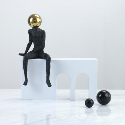 Abstract Character Ornaments Model Room Hotel Display Minimalist Soft Furnishings Modern Home Art Furnishings Small Ornaments