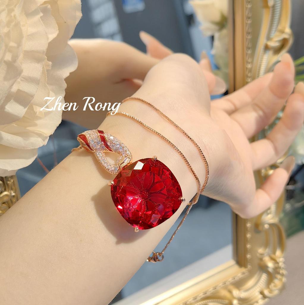European & American Luxury Royal Blue Pendant Necklace with Emerald & Pigeon Blood Red Gemstones for Women