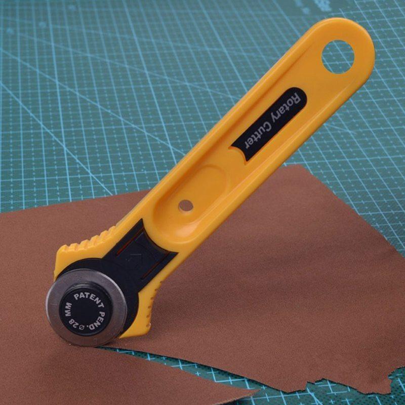 1PC 28mm Circular Rotary Cutter Knife Safety Blade Patchwork Piecing Sewing Cutting Leathercraft Tool