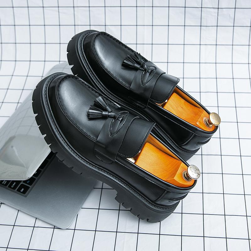 Brand Men's Pointed Business Formal Loafers Leather Shoes Spring New Men's Comfortable Thick Soled Tassel Leather Shoes