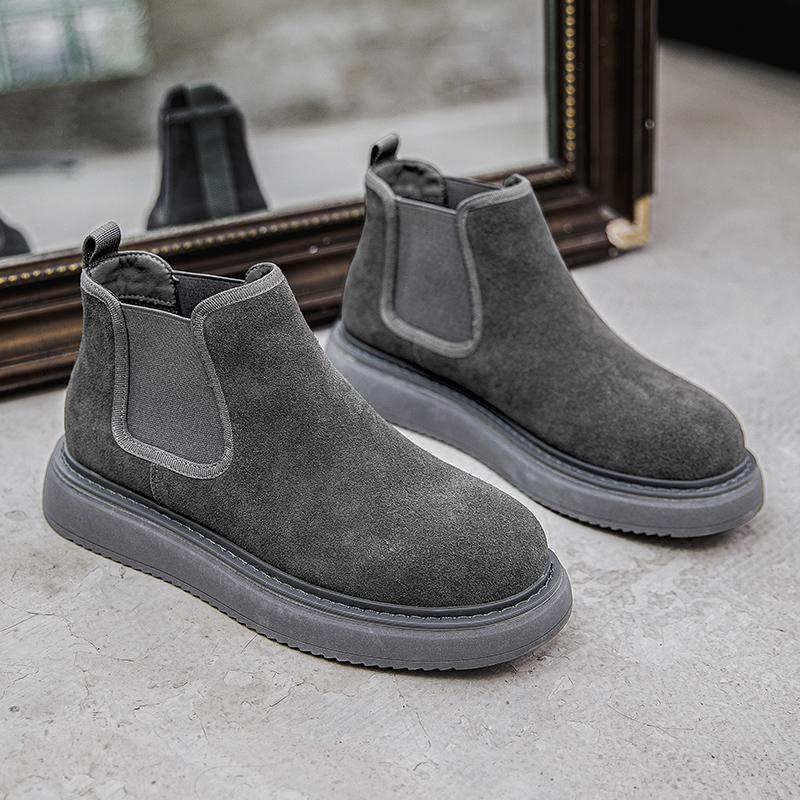 Fashion Genuine Leather Men Winter Short Plush Boots British Style Warm Casual Leather Thick Bottom Winter Shoes Outdoor Walking Shoes
