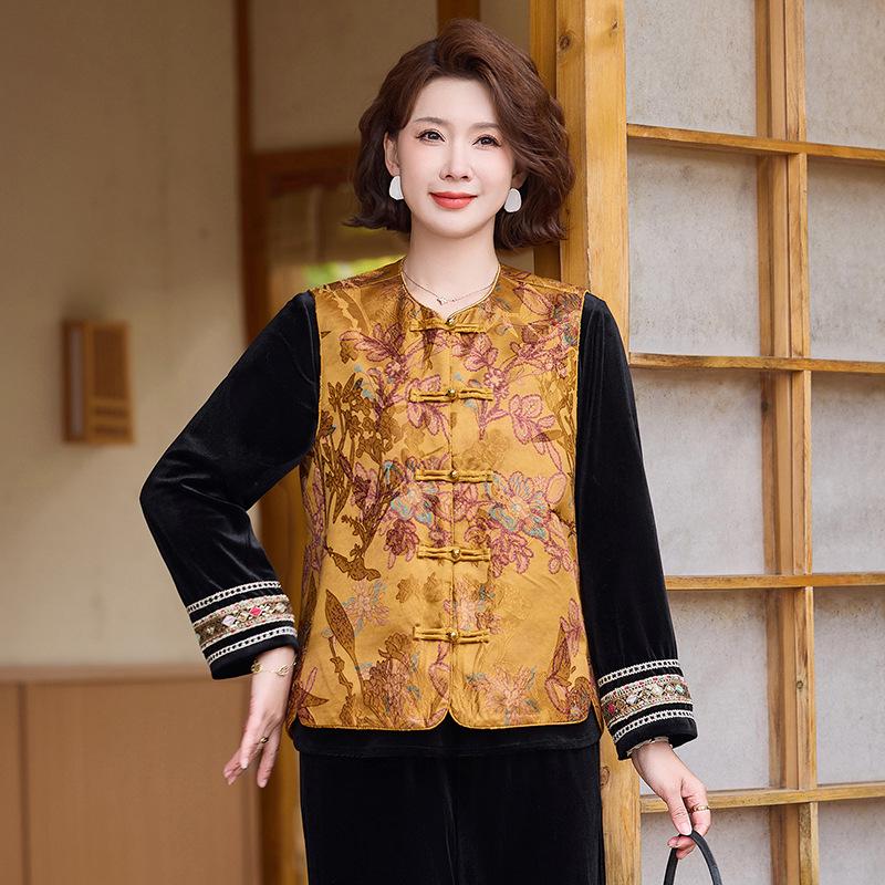 

New Chinese Style Velvet Suit: Stylish Three-Piece Spring/Autumn Set for Middle-Aged and Elderly Women, with Two-Piece Vest Option. 1XL [Recommended: 80-100 Jin]