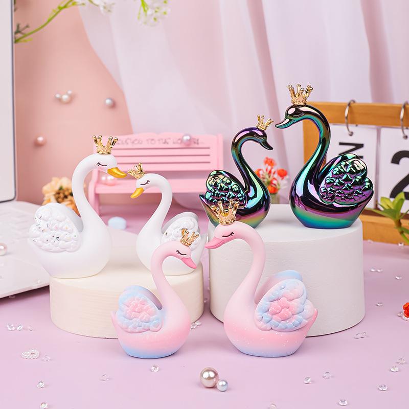 Love Language Swan Figurine, Cute Couple Swan Resin Doll, Desktop Home Car Decoration, Gift for Girls