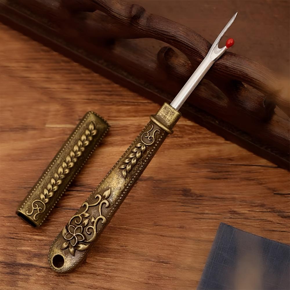 

1 шт. Устройство для удаления ниток для вышивания, устройство для удаления ниток для ручной резки одежды, инструмент для захвата и обрезки ниток для вышивки крестом, устройство для удаления ниток для шитья, ретро-стиль золотистый