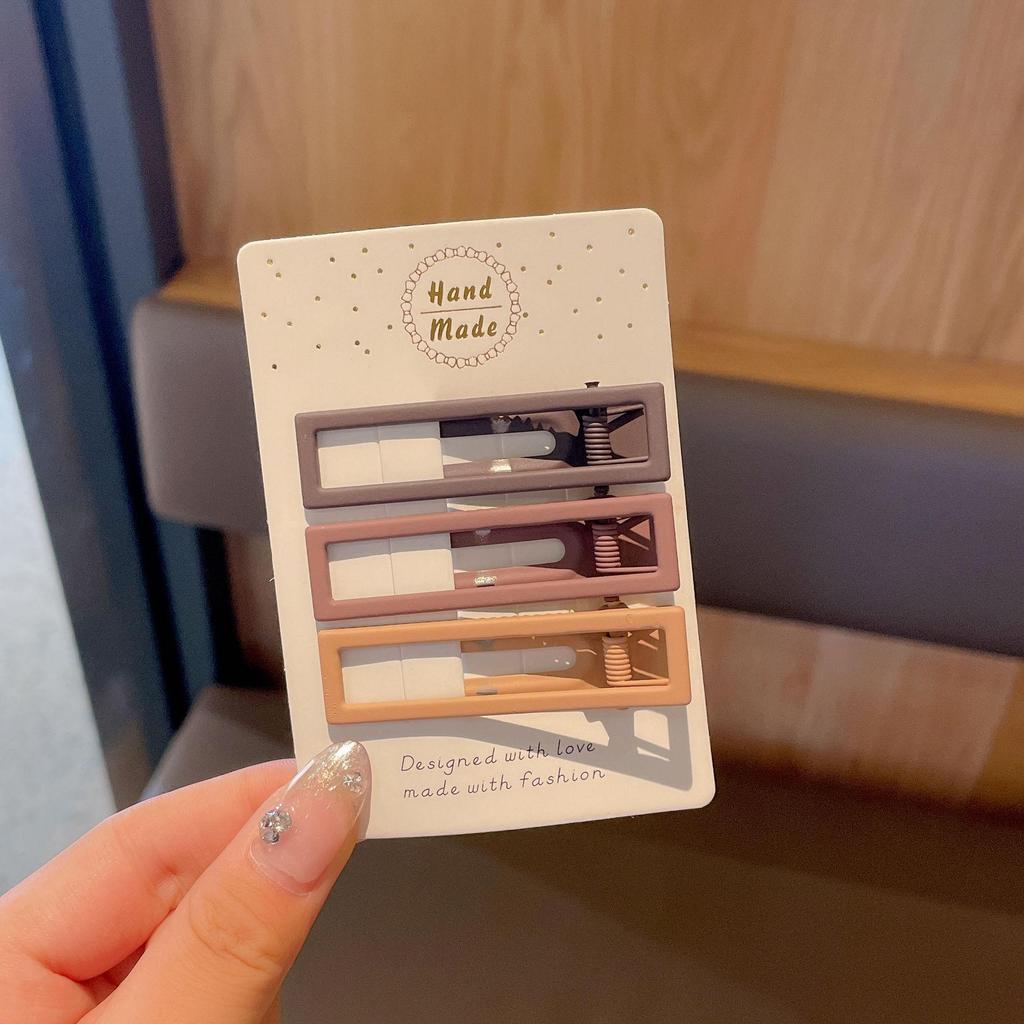 Autumn & Winter Coffee Hair Clip: Women's Seamless Duckbill, BB & Bangs Clips