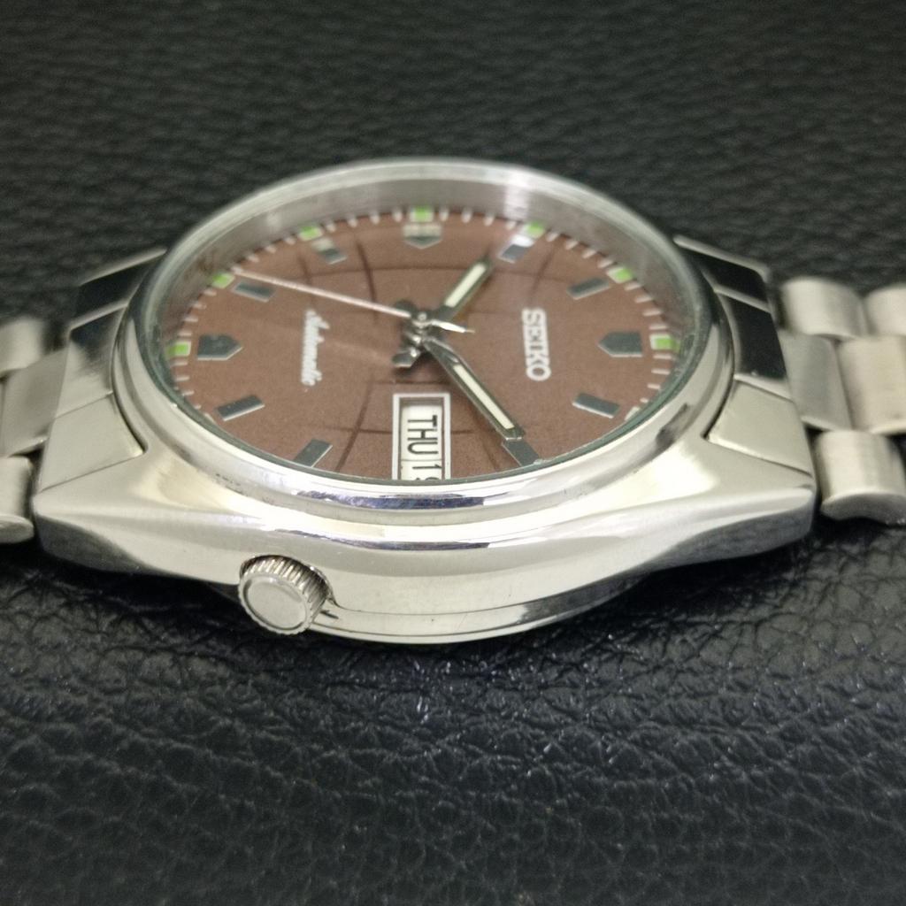 GENUINE VINTAGE SEIKO AUTOMATIC JAPAN 7S26A MENS BROWN DIAL WATCH a702414-5 R124-a702414