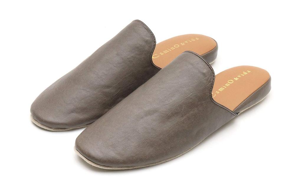 Camino Vida Opera Room Slippers (Gray, Medium)