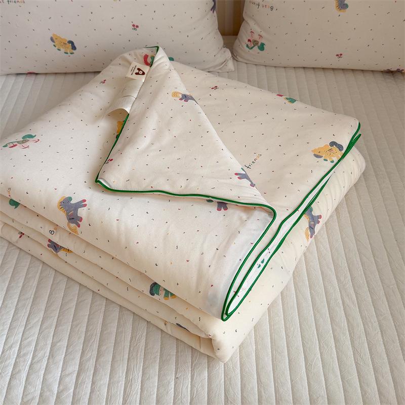 A-Class Milk Cotton Soy Fiber Summer Cool Quilt: Machine Washable for Dorms & Kids, Perfect for AC Use