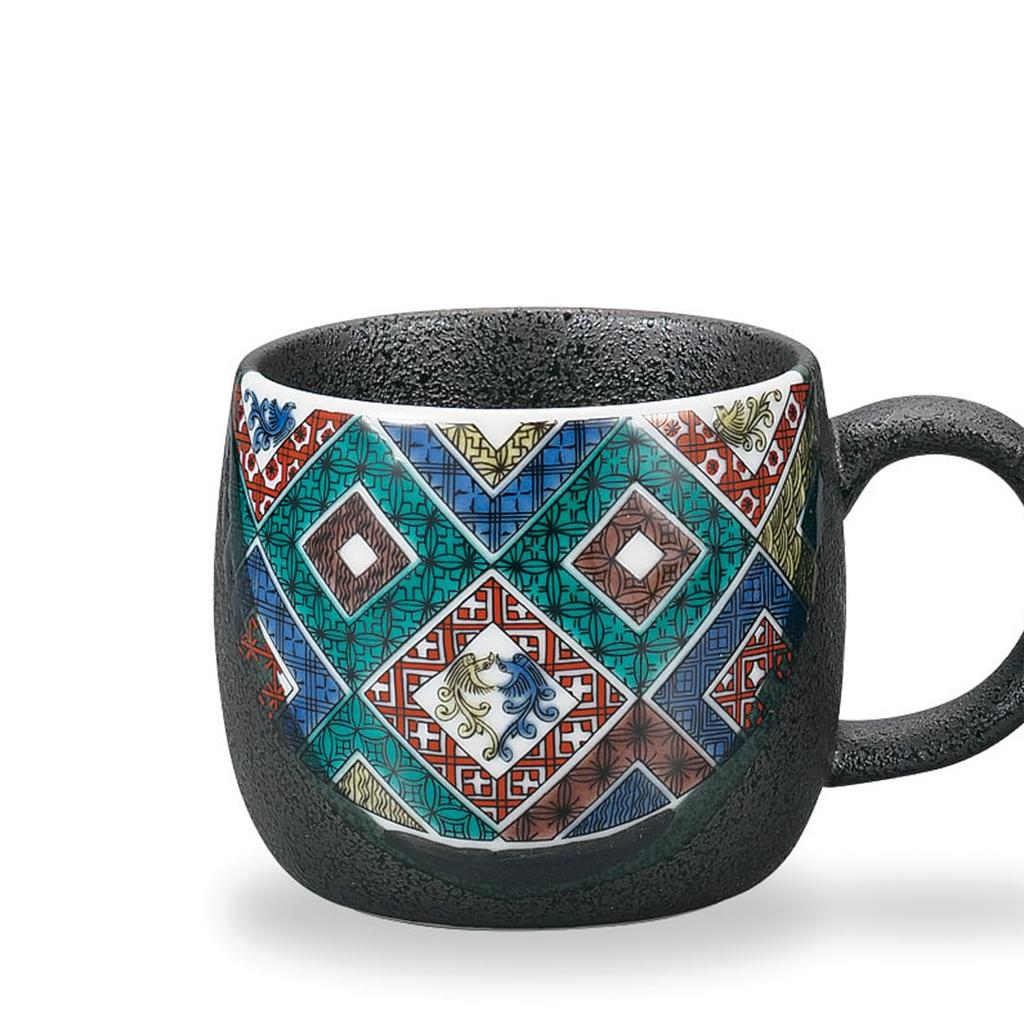 Kutani Ware Iwataya Pair of Mugs with Stone Pavement Design AP7-0866