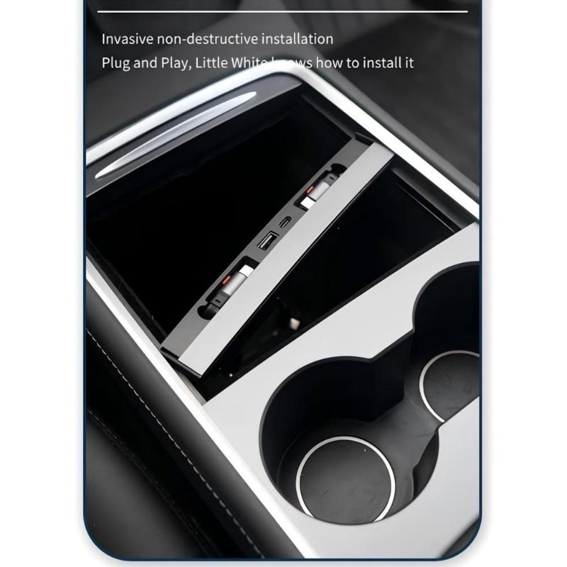 USB Docking Station with Telescopic Rope Suitable for Car Drivers, Center Console Accessory with Fast Charge Capability