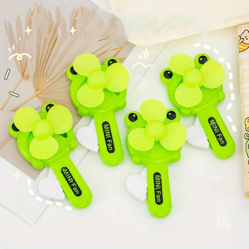 8pcs Mini Cartoon Frog Shaped Portable Handheld Fan Gift Set,Adult Party Birthday Gifts,Pinata Filler,Suitable for Summer Parties,Group Dining Scenes