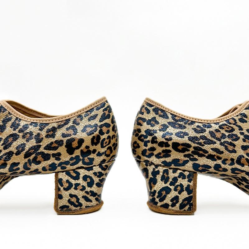 Fashion New Material Dance Shoe Three-dimensional Leopard Print Adult Women Indoor Soft-soled Latin Dance Teacher Dancing Shoes