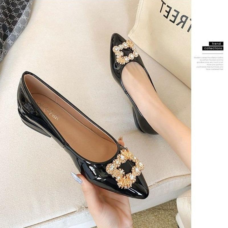 Single shoes pointed new autumn flat shoes temperament versatile rhinestone diamond square buckle shallow mouth commuting 35 чёрный
