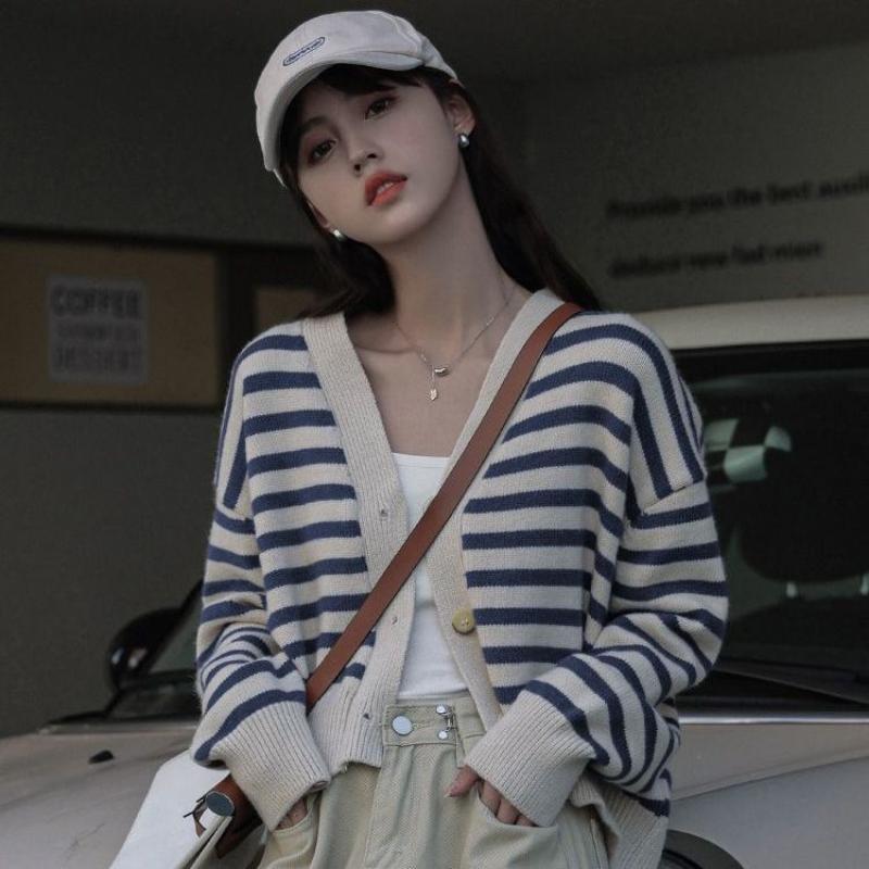 

Вязаный кардиган в полоску, женский топ, новый аромат, свободный короткий дизайн, свитер, пальто, осень 2022, свитер с длинными рукавами, женский кардиган One Size темно-синий