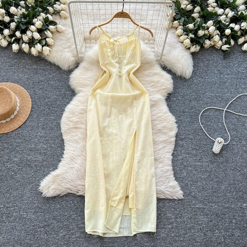 A Backless Off-the-neck Halter Dress for Women A Cinched Waist, Slimming and Slit Vacation Dress