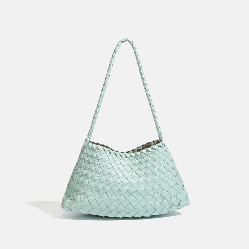 Handmade Woven Crossbody Bag for Summer Fashion - Large Capacity Beach Bag Casually