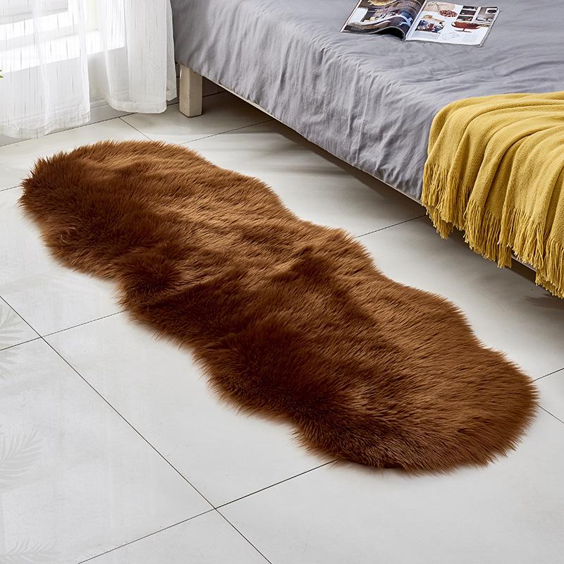 Plush Carpet Mat for Living Room, Bedroom, Sofa, or Bay Window - Imitation Wool, Light Luxury