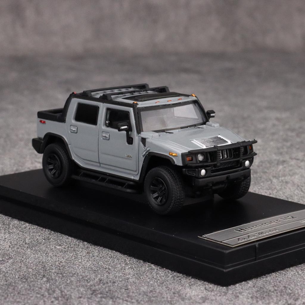 LuLu Model 1:64 Hummer H2 SUV Off-Road Pickup Alloy Model Car Metal Send Friends Send Leaders Birthday Presents