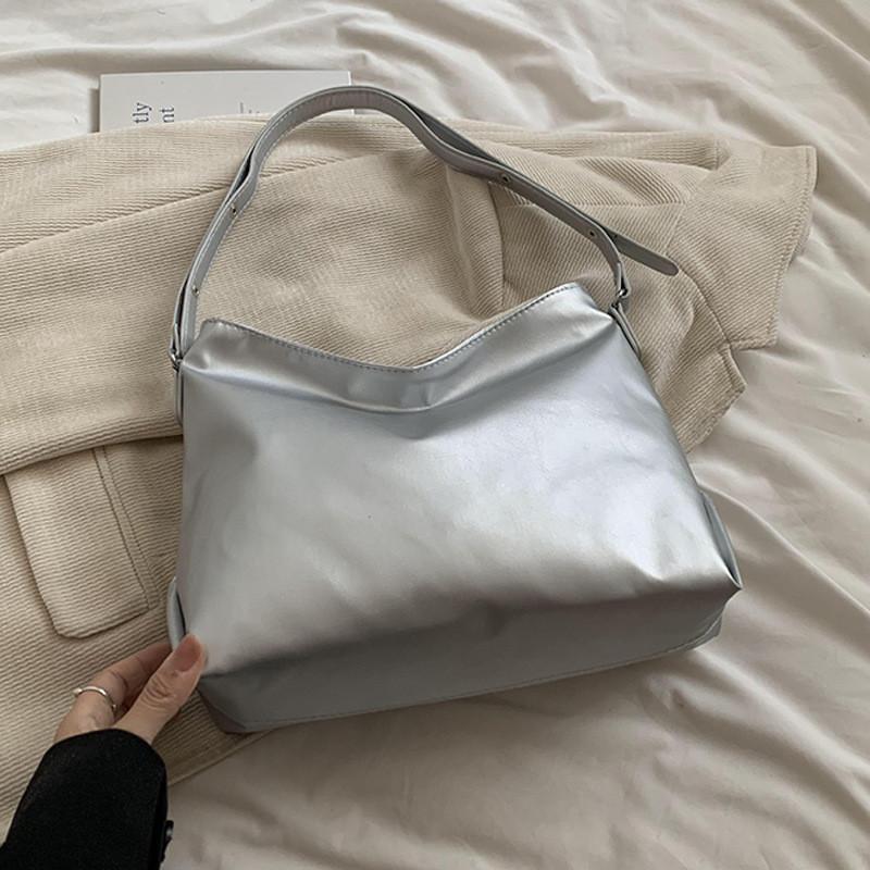 Fashionable Casual Commuter Tote Bag 2024 New Simple Stylish Shoulder Bag For Women