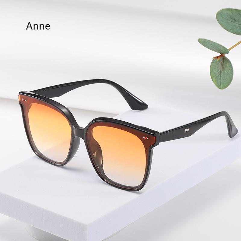Korean Version Sunglasses Retro Square Large Frame Rice Nail Sunglasses Ins Men and Women Senior Sense Street Patting Glasses