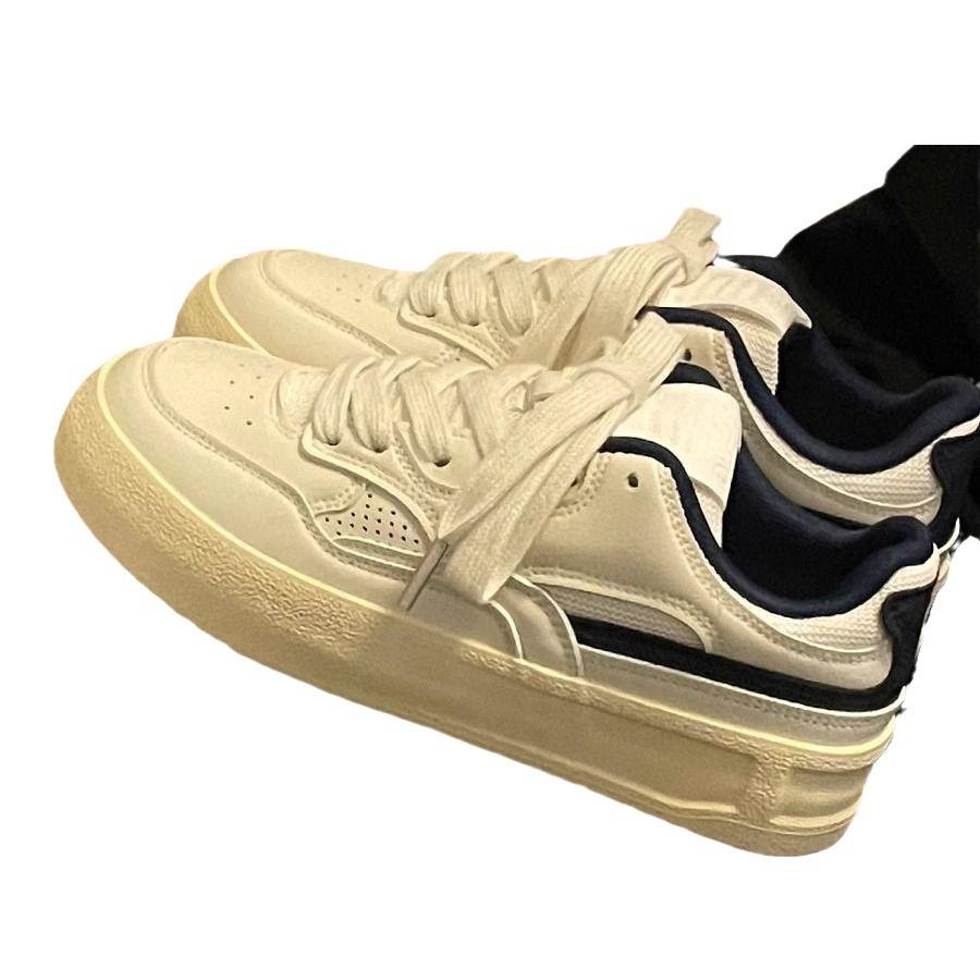 Nische Originalfarbabstimmung Board Schuhe Damen vielseitig Student Retro Casual Koreanische Internet-Berühmtheit Weiße Schuhe