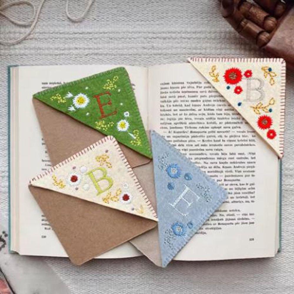 4Pcs Handmade Hand Stitched Corner Bookmark Four Seasons Triangle Label Bookmarks Student