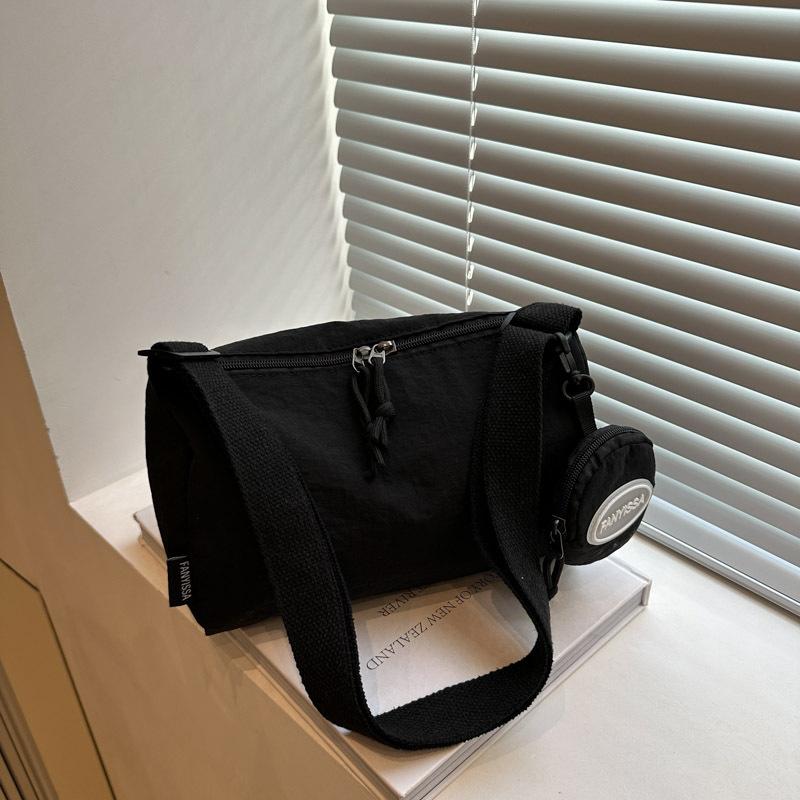 

Холщовая сумка женская большой вместимости сумка-мессенджер Мори кэжуал универсальная сумка-пельмень сумка на плечо сумка для занятий студента колледжа сумка для поездок на работу чёрный