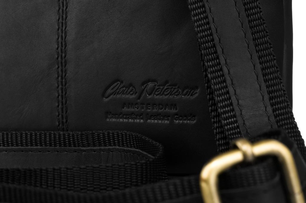 PTN M22E-OPU-6798 Black Leather Bag