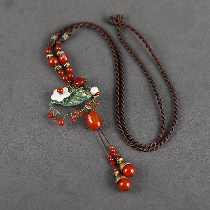 GemChic Women s New Vintage Marble Flower Retro Pendant Necklace Cool Versatile Chain Fashion Birthday Christmas Jewelry Gift