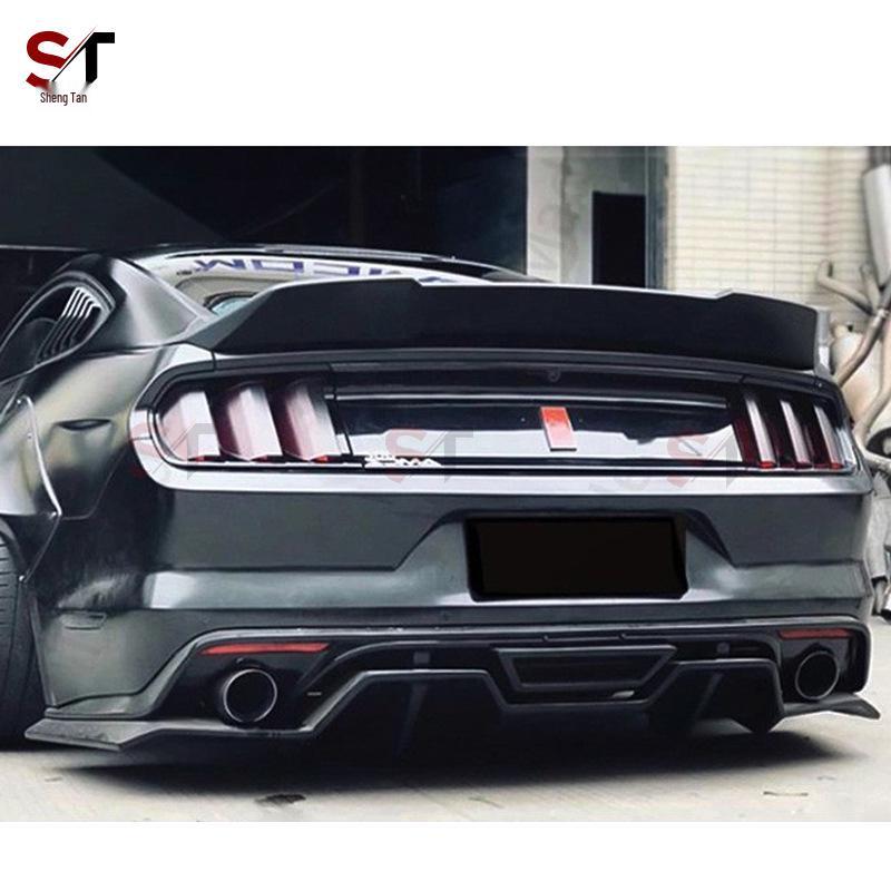 Carbon Fiber Rear Spoiler for Ford Mustang Little Duck Tail