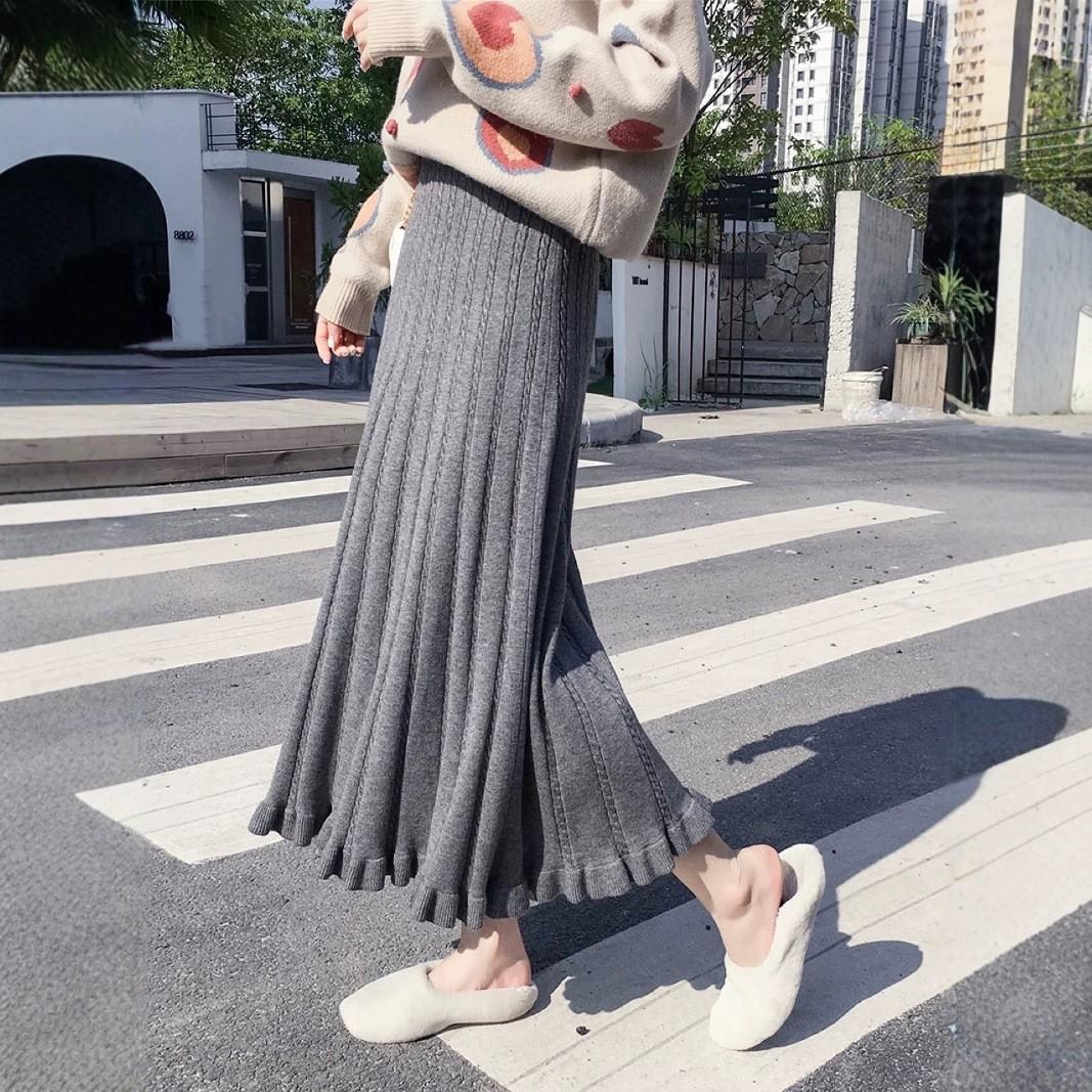 

Платье А-силуэта из шерсти средней длины с завышенной талией - Женская коллекция Осень/Зима 2024 One size (70-140 jin) серый