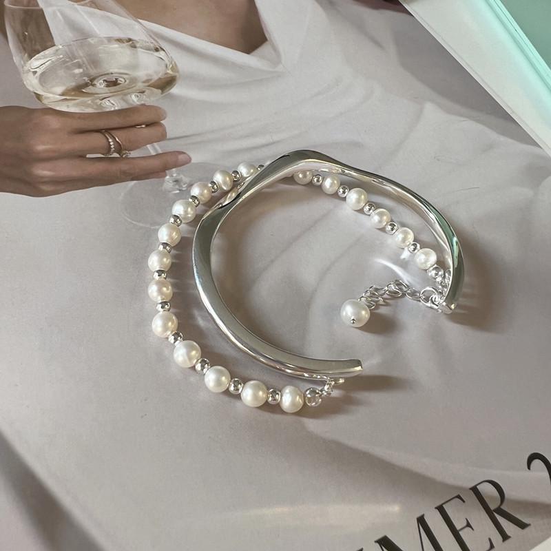 Korean Style Double Layer Pearl Wave Bracelet for Women - Elegant Geometric Design