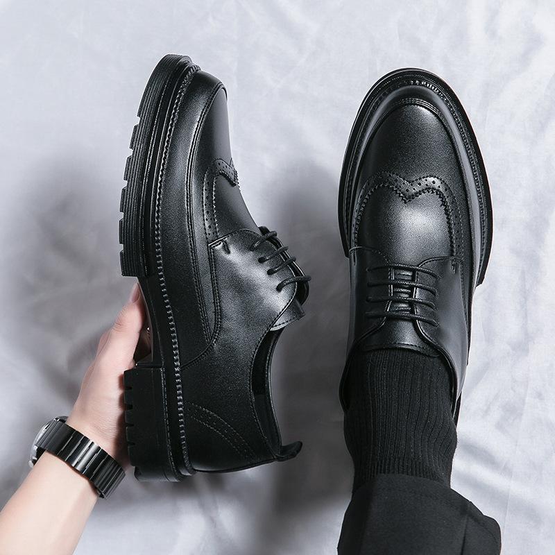 

Мужские кожаные туфли для корейской свадьбы жениха 2025 года, мужские деловые туфли, броги, британские повседневные кожаные туфли, 45 38 чёрный